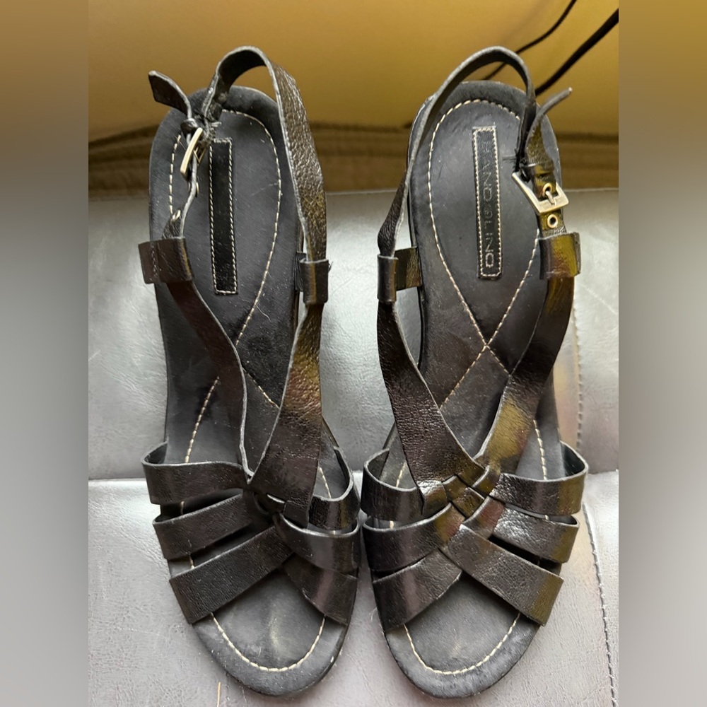 Bandolino Black Strappy Heels